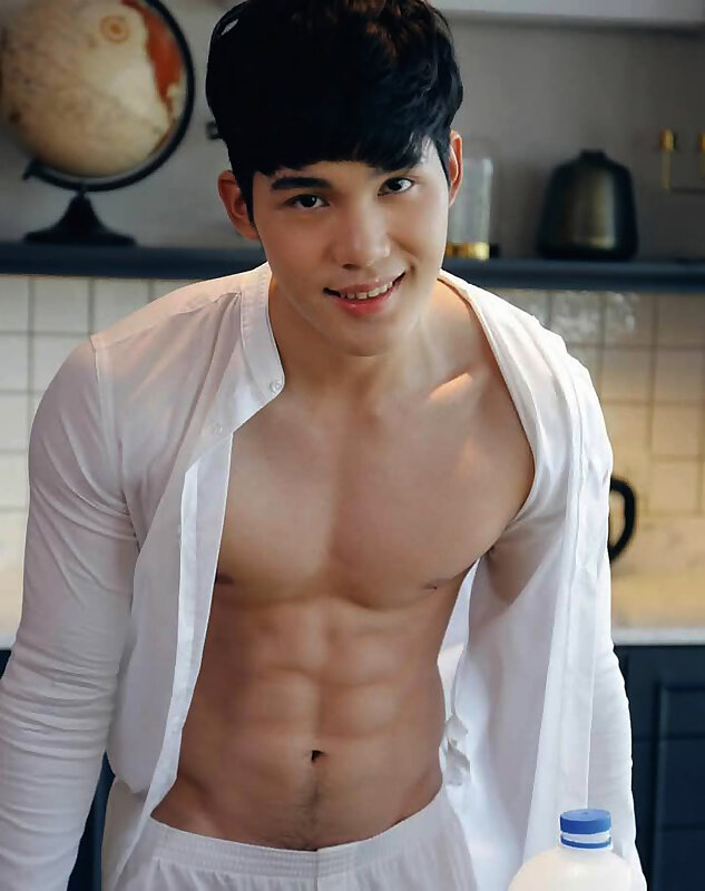 Next Image >>