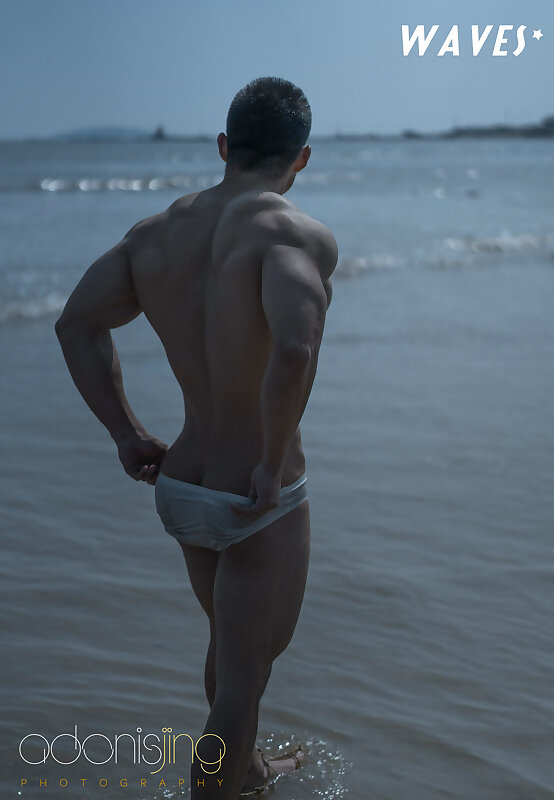 Next Image >>