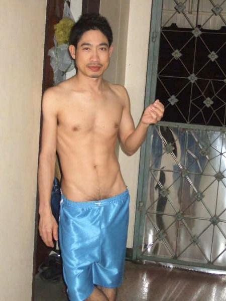 Next Image >>