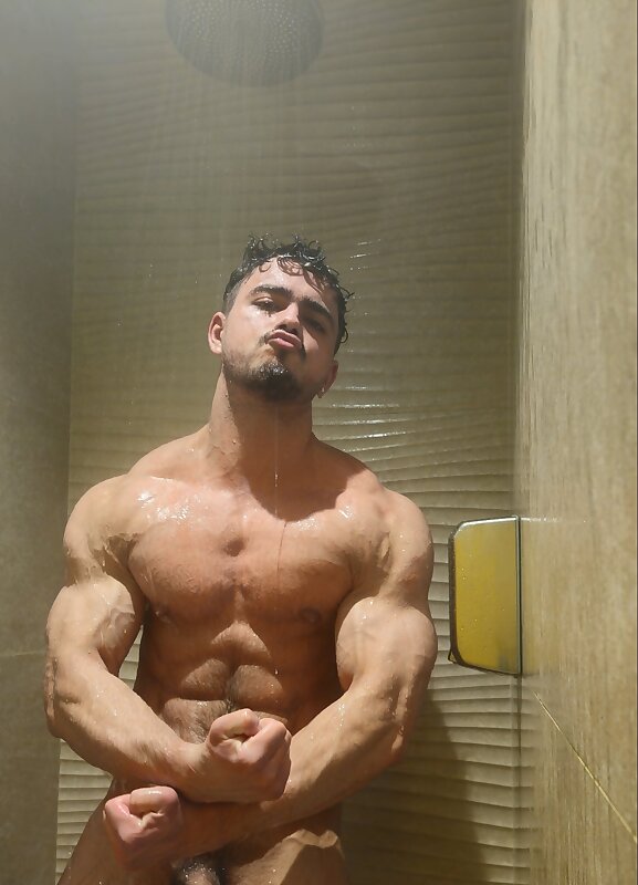 Next Image >>