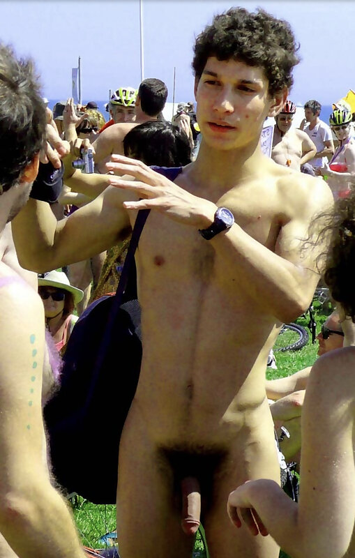 Next Image >>