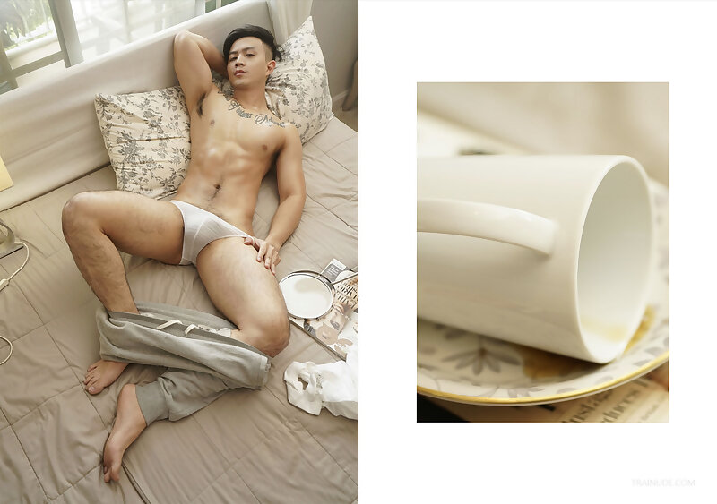 Next Image >>