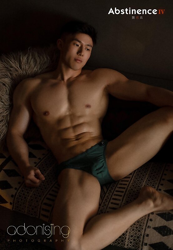 Next Image >>