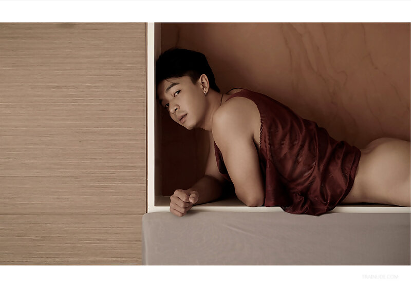 Next Image >>