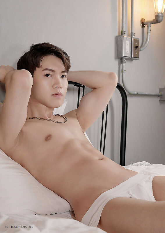 Next Image >>