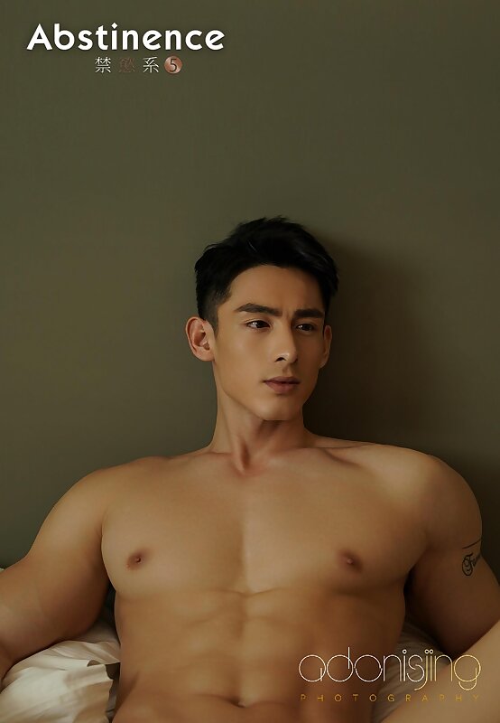 Next Image >>