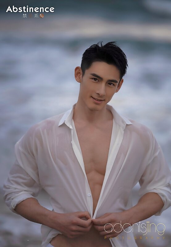 Next Image >>