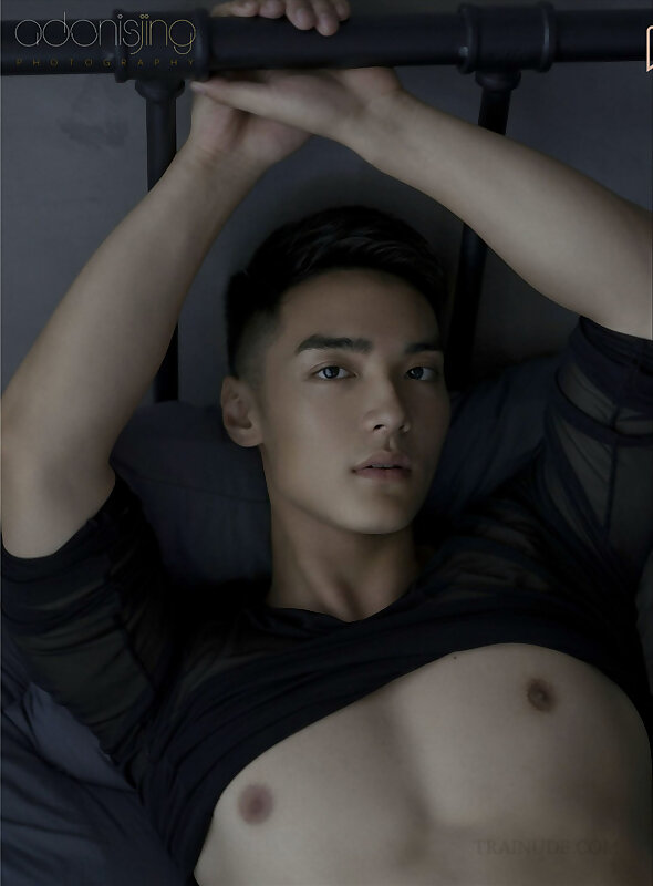 Next Image >>