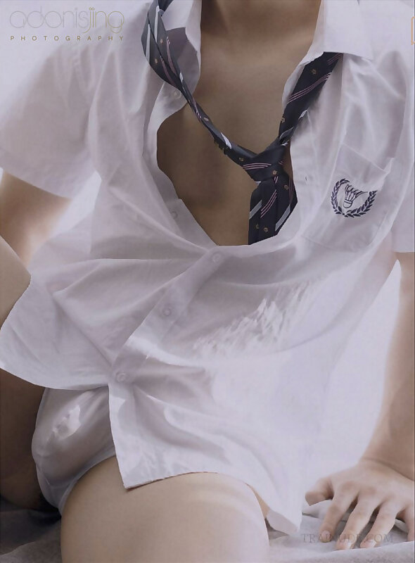 Next Image >>