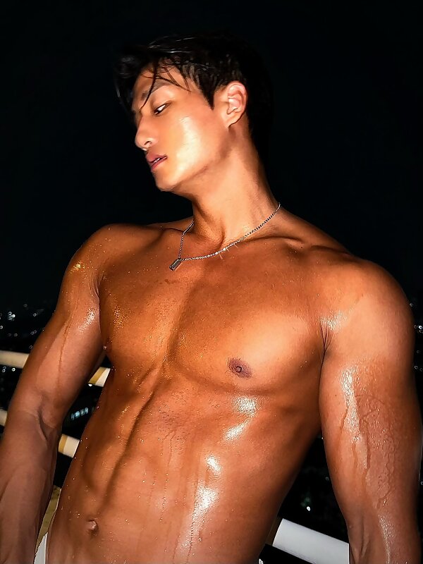 Next Image >>