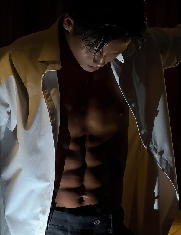 Next Image >>