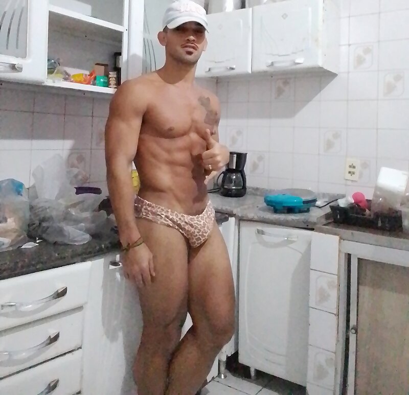 Next Image >>