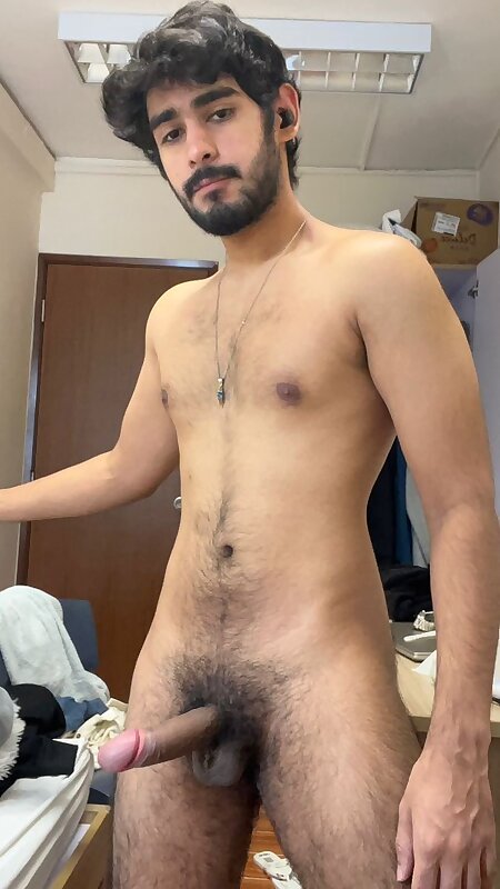Next Image >>