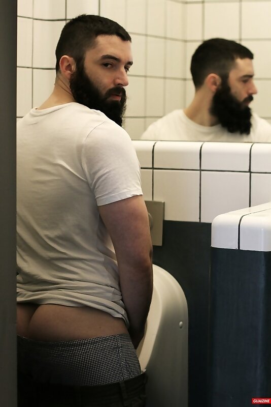 Next Image >>