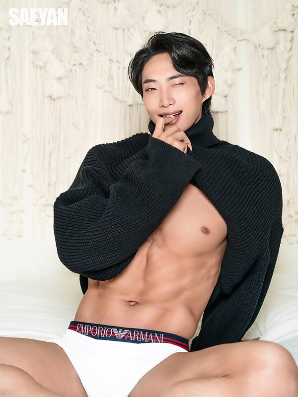 Next Image >>