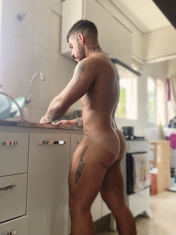 Next Image >>