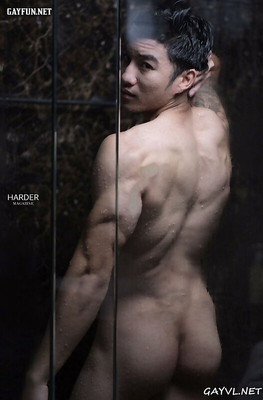 Next Image >>