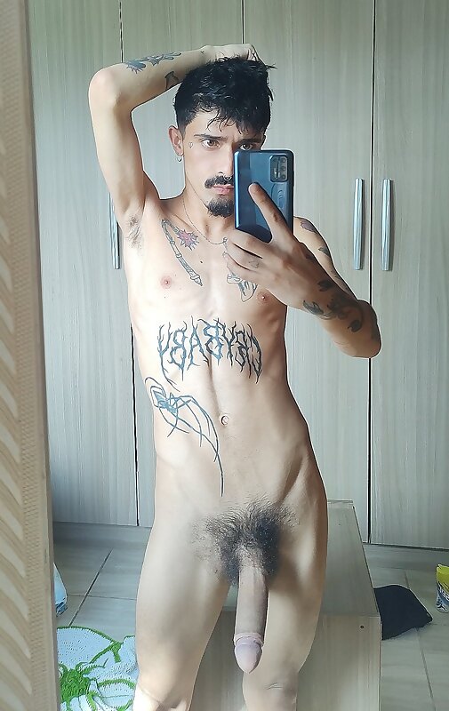 Next Image >>
