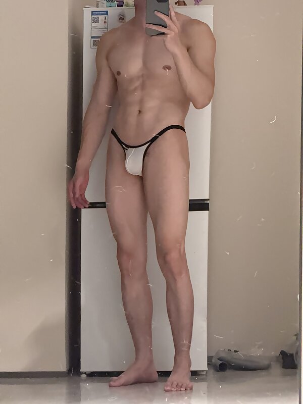 Next Image >>