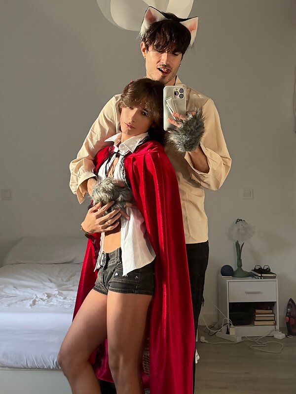 Next Image >>