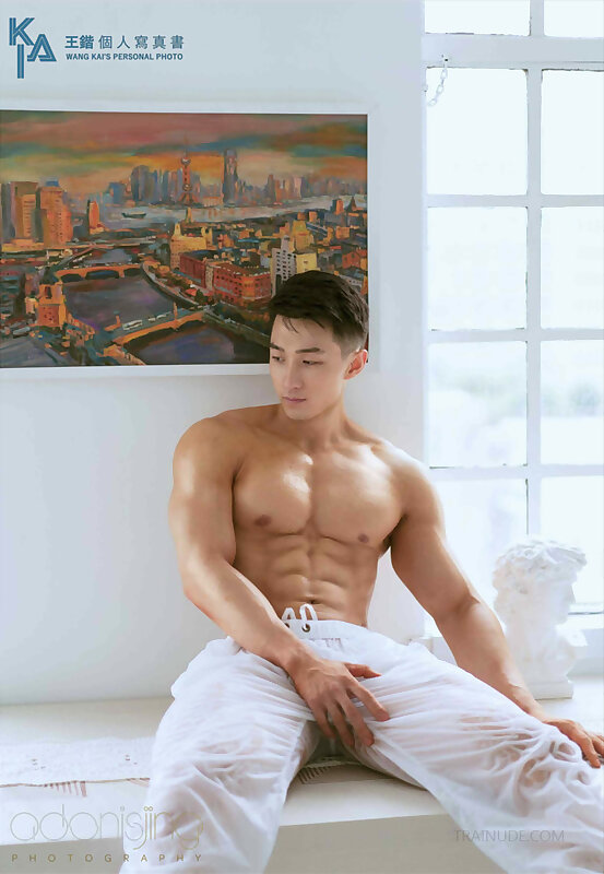 Next Image >>