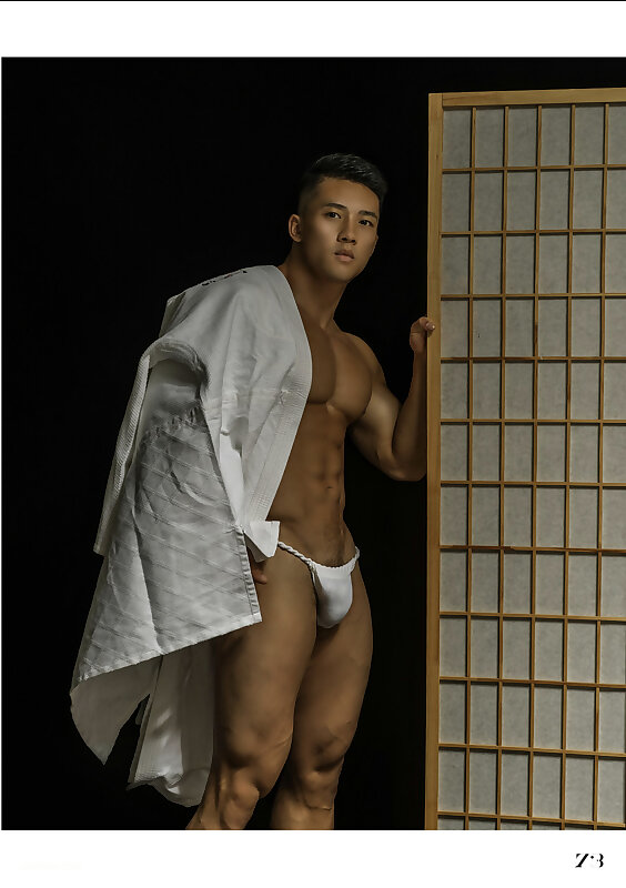 Next Image >>