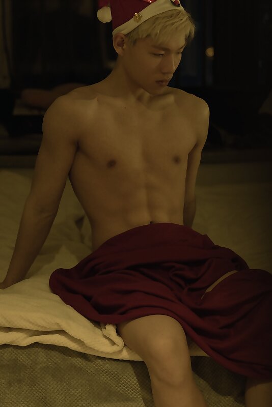 Next Image >>
