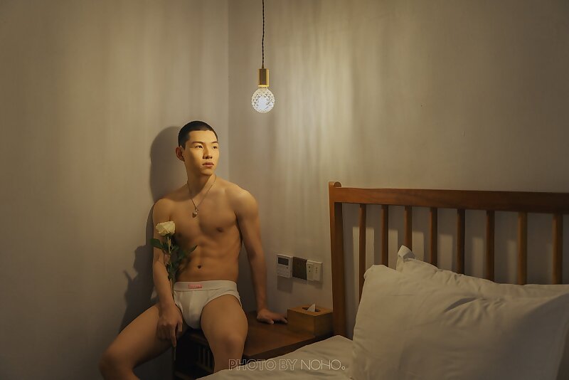 Next Image >>