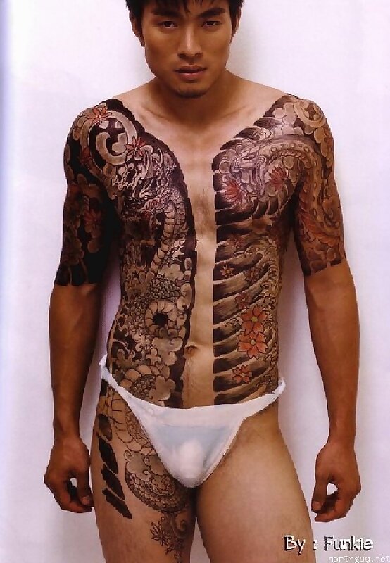 Next Image >>