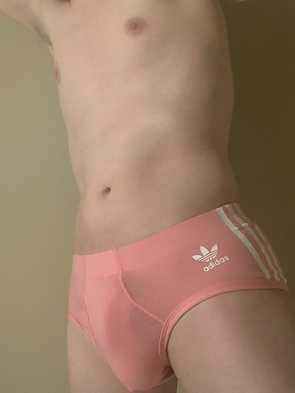 Next Image >>