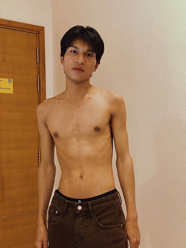 Next Image >>