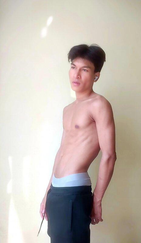 Next Image >>
