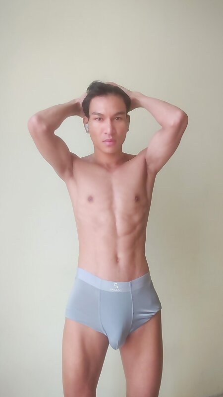 Next Image >>