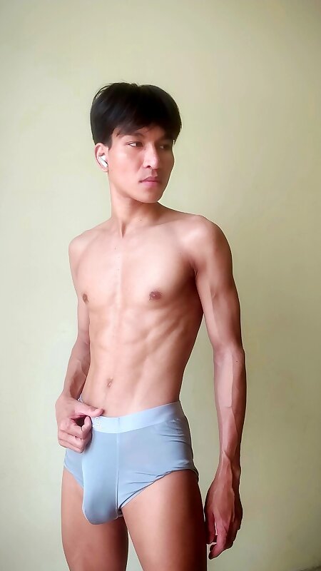 Next Image >>