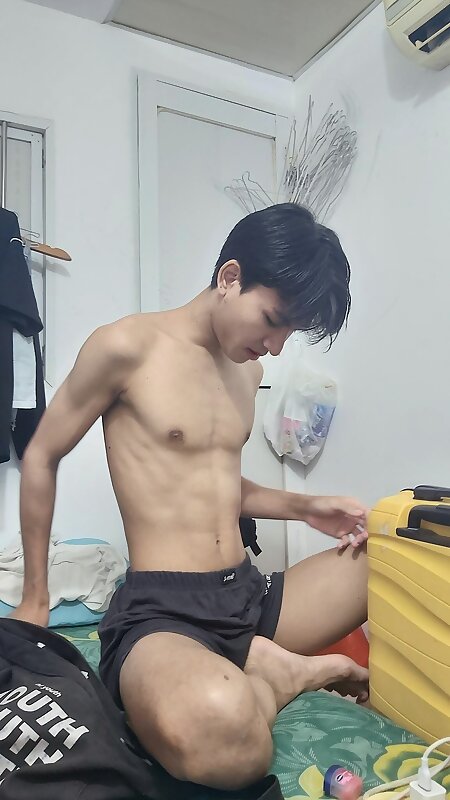 Next Image >>