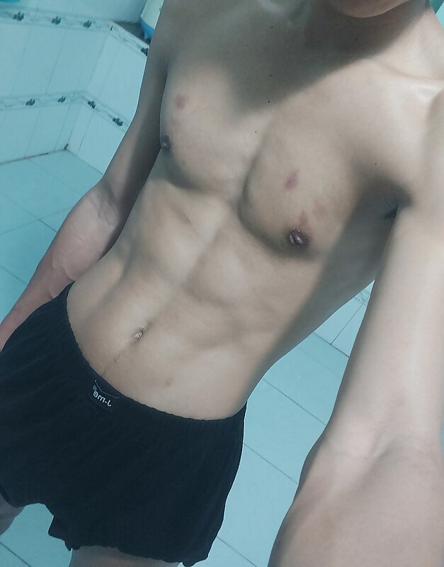 Next Image >>