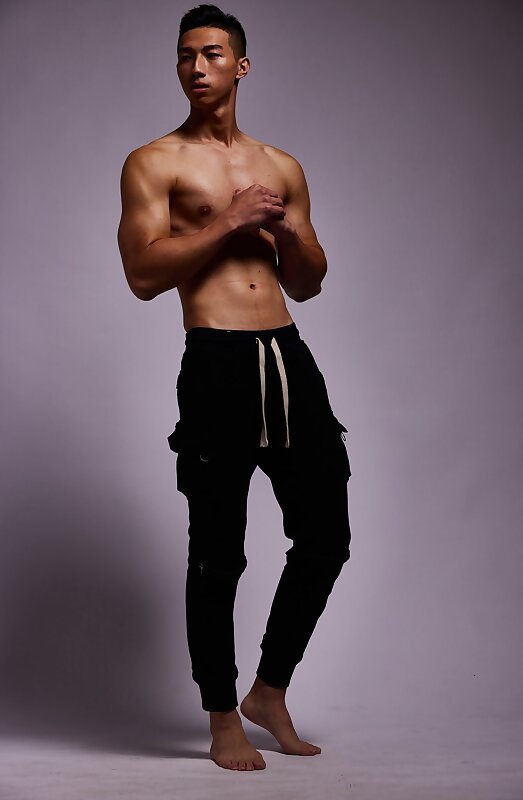 Next Image >>