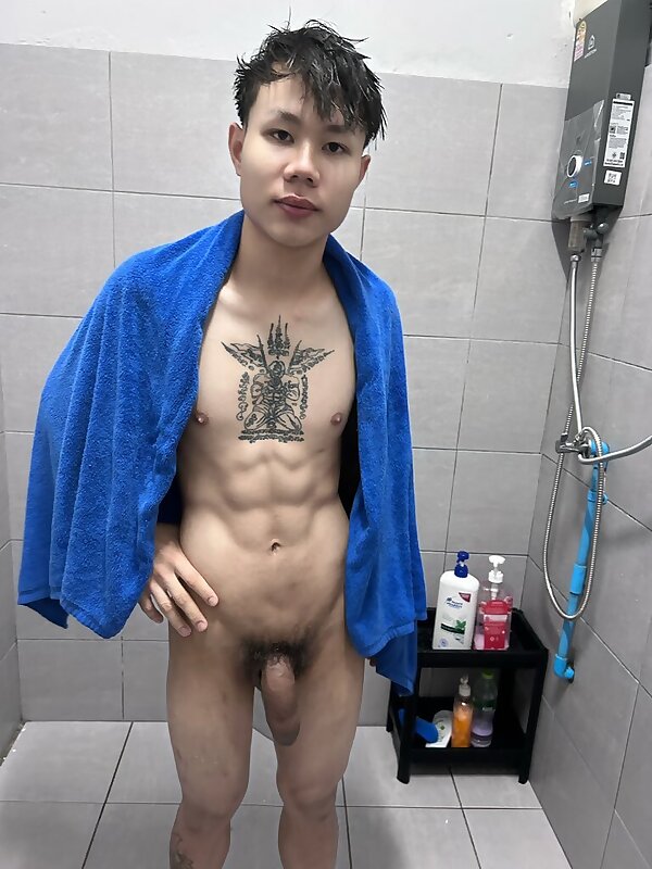 Next Image >>