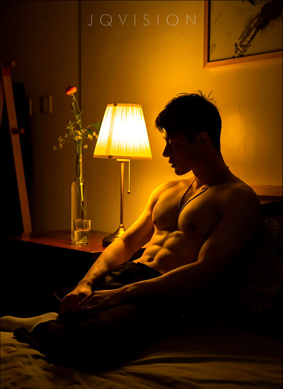 Next Image >>
