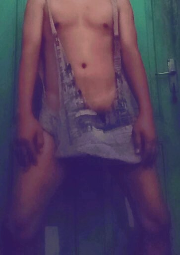 Next Image >>