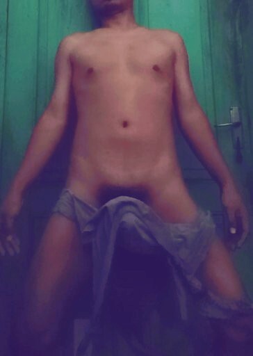 Next Image >>