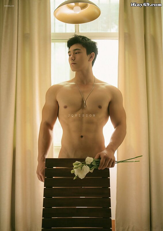 Next Image >>