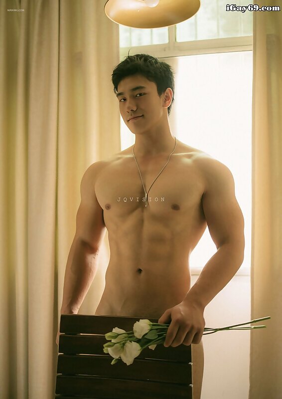 Next Image >>