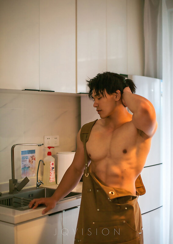 Next Image >>