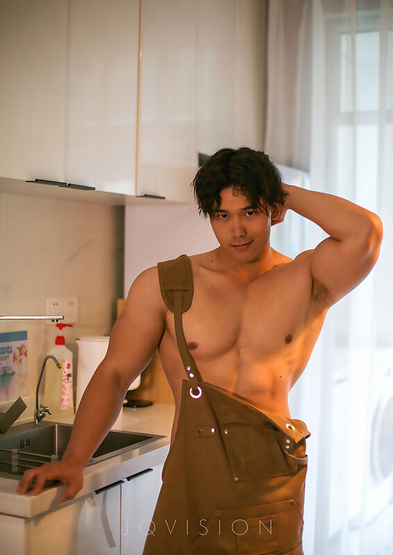 Next Image >>