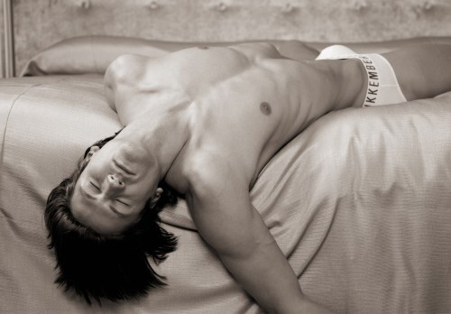 Next Image >>