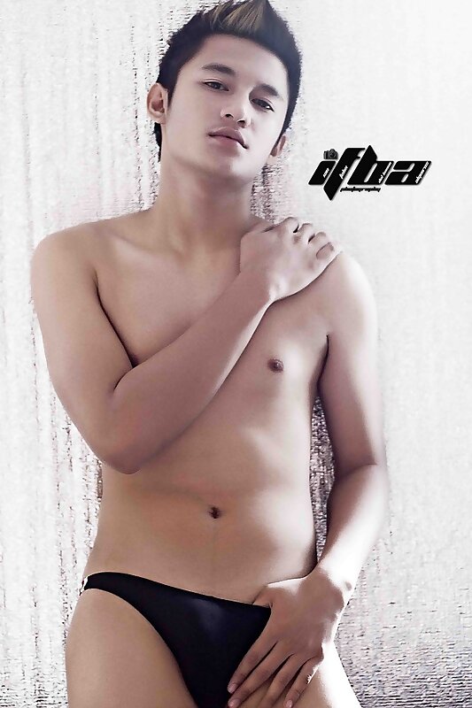 Next Image >>