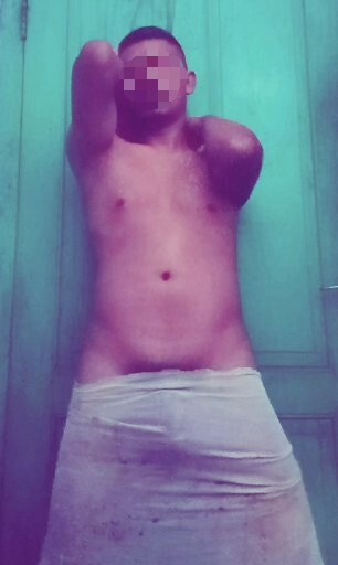 Next Image >>