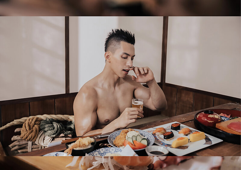 Next Image >>