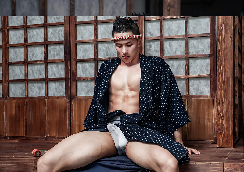 Next Image >>